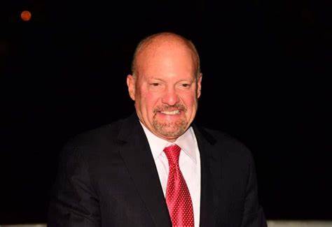 Jim Cramer Says Palantir Technologies (PLTR) is the ‘Number One Meme Stock of All Time’