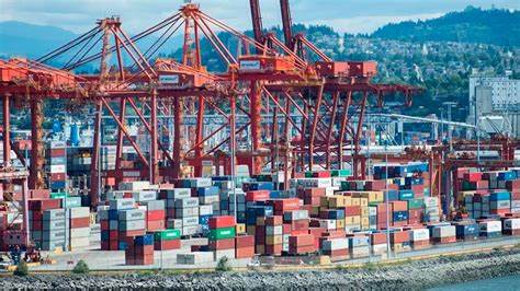 Port strike hits billions in trade for importers like Walmart, LG, and Samsung - Fortune