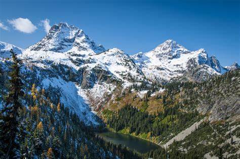 Climbers Die After Falling in North Cascades in Washington State