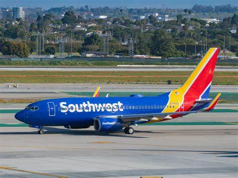 A Southwest flight appeared to take off from a closed runway that had a vehicle on it without being cleared by air traffic control - Yahoo! Voices