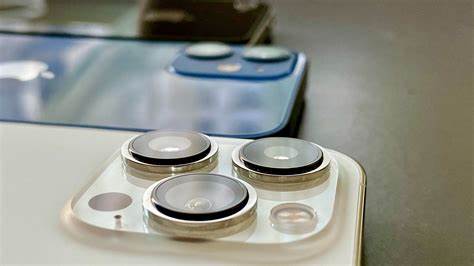 Startups Boost Light in Phone Cameras