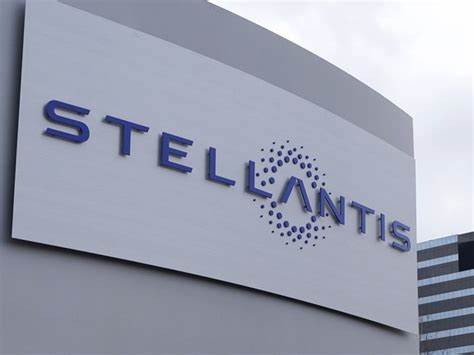 Stellantis Suspends Guidance on Tariff Uncertainty