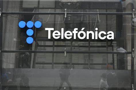 Telefonica Swings to Net Loss After Sale of Latin America Operations