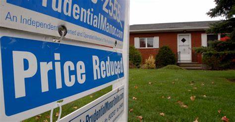 U.S. Housing Market Has 500k More Sellers Than Buyers