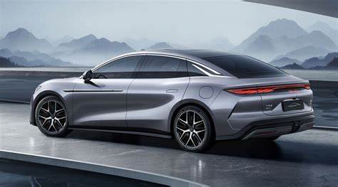 BYD's new Megawatt charging proves that 5-minute charging stops are possible