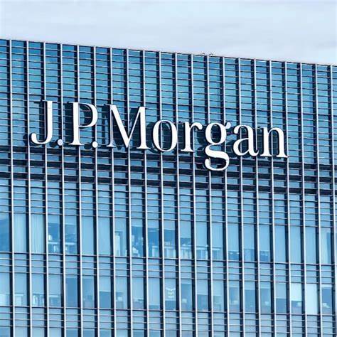J.P. Morgan Maintains a Buy on JD.com (JD) With a HK$165 PT