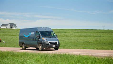 Analyst: Amazon’s $4B rural delivery investment aimed at slowing Walmart