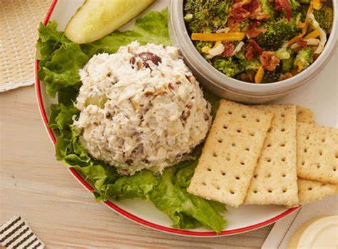 Chicken Salad Chick hits 300 restaurants