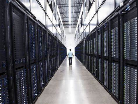Apple supplier Jabil plans $500M venture to build AI data centers