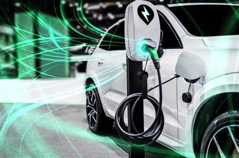 2 High-Risk, High-Reward Electric Vehicle Stocks for the Future of Transportation