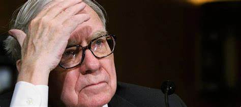 Warren Buffett dumped 2 US-based investments he’s long told Americans to buy — and his timing was auspicious