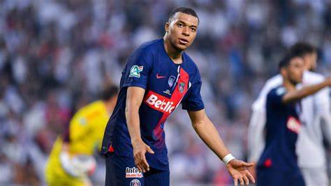Rechtsstreit um ausstehende Gehälter: Liga verurteilt PSG zu Millionen-Nachzahlung an Kylian Mbappé