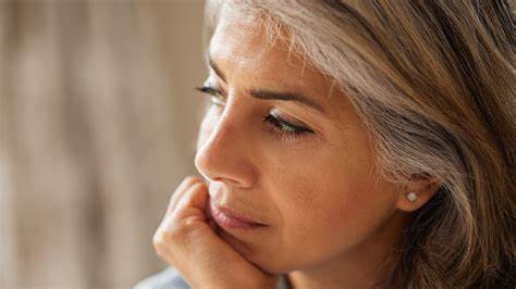 5 Money Habits That Hurt Your Retirement, According to Experts