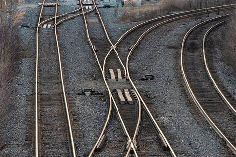 Canada labour board ruling opens door for rail workers to be off the job by Aug. 22