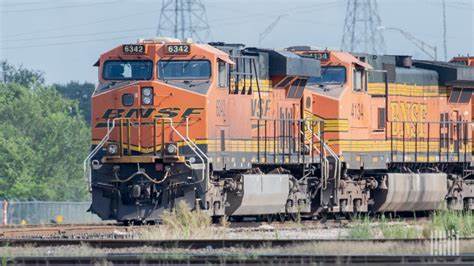 BNSF profits rise as volume and rates increase
