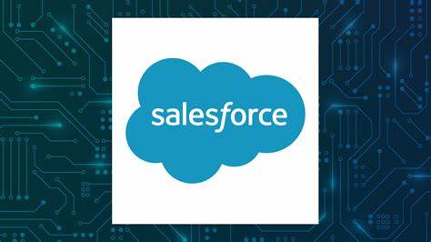 Salesforce (CRM) Gets $425 Price Target as Analyst Backs Informatica Deal and AI Push