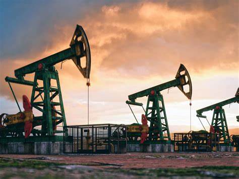 A top exec says America's oil industry is at a 'tipping point' and US production is set to drop