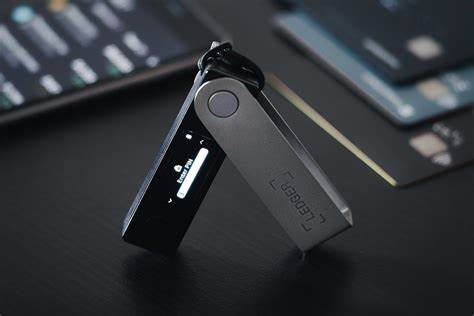 Scammers Send Fake Ledger Letters in Latest Crypto Phishing Scheme