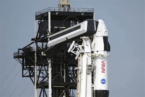SpaceX to Decommission Dragon Spacecraft Immediately