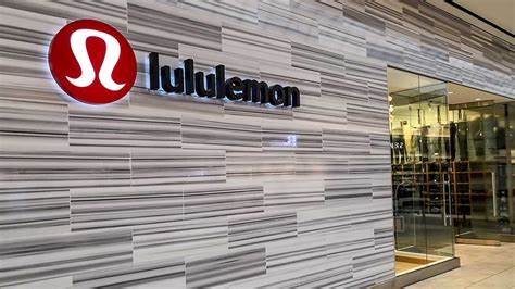 Lululemon Stock Craters On Outlook Cut, Analysts Slash Targets