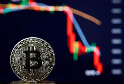 ‘Ugly’ Monday Crash Warning As Sudden $1.3 Trillion Crypto Price Meltdown Hits Bitcoin, Ethereum, XRP, Solana And Dogecoin