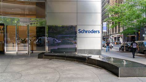 Schroders names Jamie Fowler as new UK wealth head