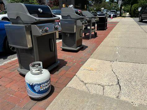 Shops boosted by hot and dry spring as BBQ season begins early