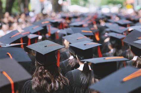 Over 1 in 5 Student Loan Borrowers Are ‘Seriously Delinquent’ — 4 Things You Can Do
