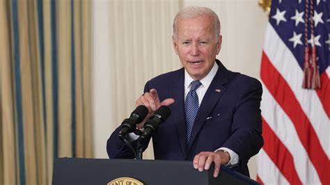 Präsident Biden befürwortet das Hilfspaket des Repräsentantenhauses für Israel und die Ukraine und drängt auf eine schnelle Verabschiedung, damit er es „sofort“ unterzeichnen kann.
