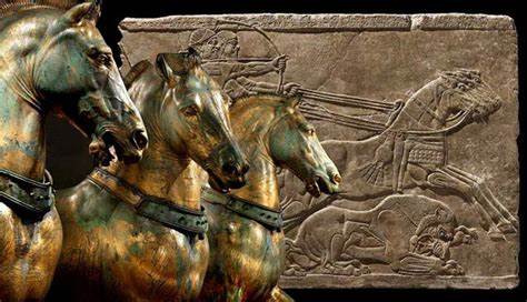 Ancient horse hunts challenge ideas of 'modern' human behavior