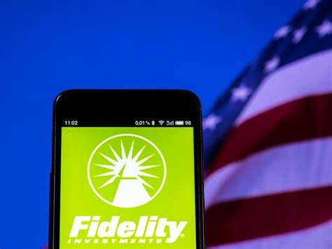 Fidelity says it will offer crypto in retirement accounts this year - TechCrunch