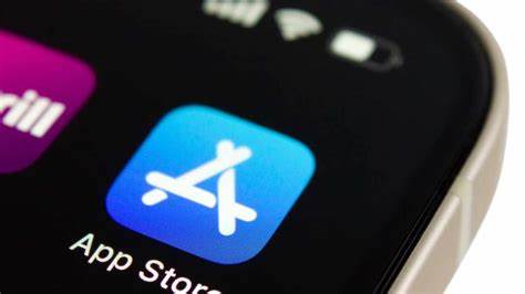 Malicious Crypto Wallet App Submitted to Apple Store Leads to Fraud Charges - Bitcoin.com News