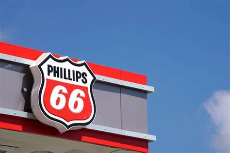 Elliott wins ISS support in Phillips 66 proxy battle