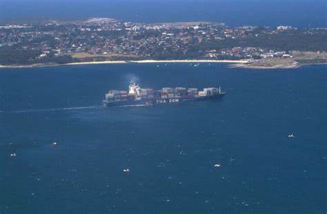 Australia boasts rare trade surplus with US on gold frenzy