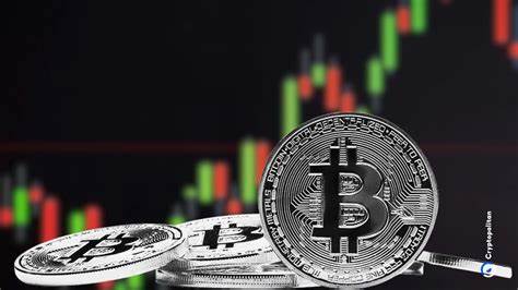 Bitcoin Edges Above $95K, U.S. Stocks Remain Strong as Analyst Warns of 'Blind' Market