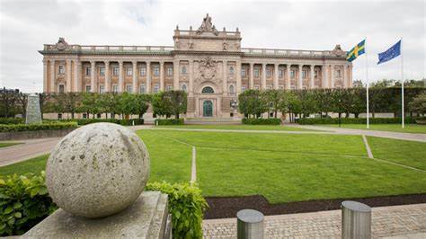 Sweden passes passes law to fund new generation of nuclear reactors