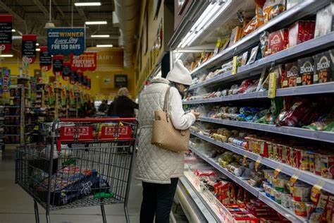 American Consumers Are Still Gloomy on the Economy