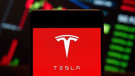 3 Investing Experts Predict How High (or Low) Elon Musk’s Tesla Stock Will Go