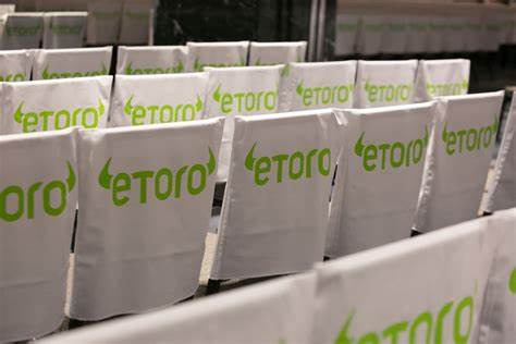 eToro Goes Public at $52 a Share