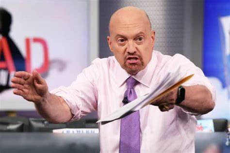 Jim Cramer Says These Retail Stocks RL, GAP Can Survive A Market Correction