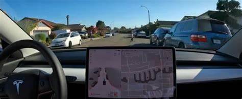 Tesla blows past stopped school bus and hits kid-sized dummies in FSD tests