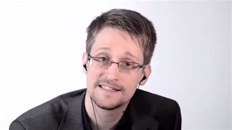 Edward Snowden Highlights Bitcoin’s Privacy Risks Amid AI Advancements - BeInCrypto