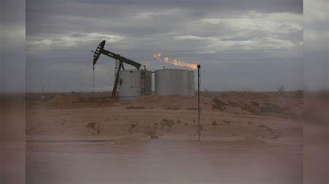 U.S. Crude Oil Stockpiles Post Unexpected Decline