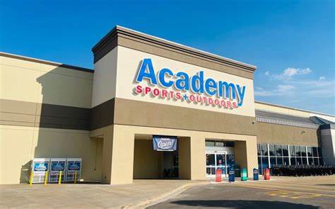 How Academy Sports Is ‘Saving’ Sales With New In-store Tech