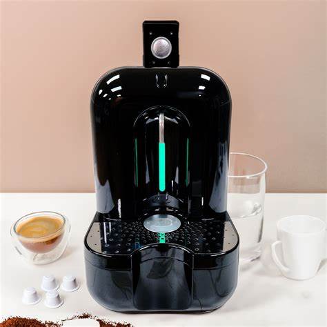 Kara Pod – self-refilling coffee maker that turns air into water