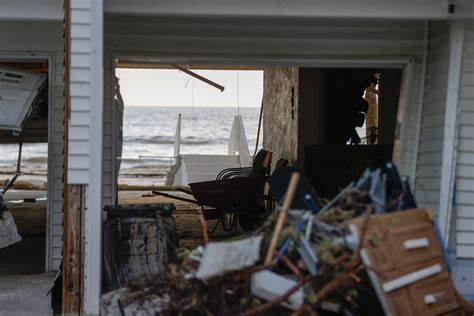 Admin slashed weather agencies. Will it affect Florida hurricane forecasts?