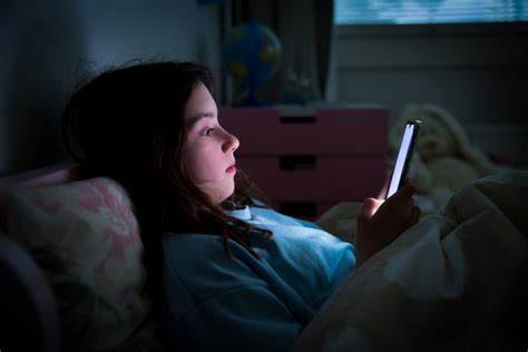 Addictive Screen Use Trajectories and Suicidal Behaviors in US Youths
