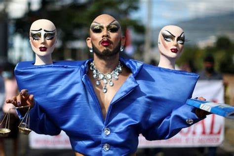 Salvadoran drag queen emerges as a colorful presidential critic - Reuters