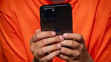 Texas Requires Apple and Google to Verify Ages for App Downloads