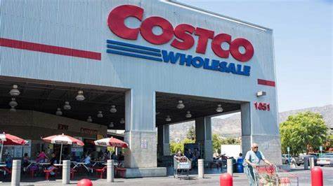 Costco Stock Near Buy Zone With Earnings Due. How Will Sales Fare?